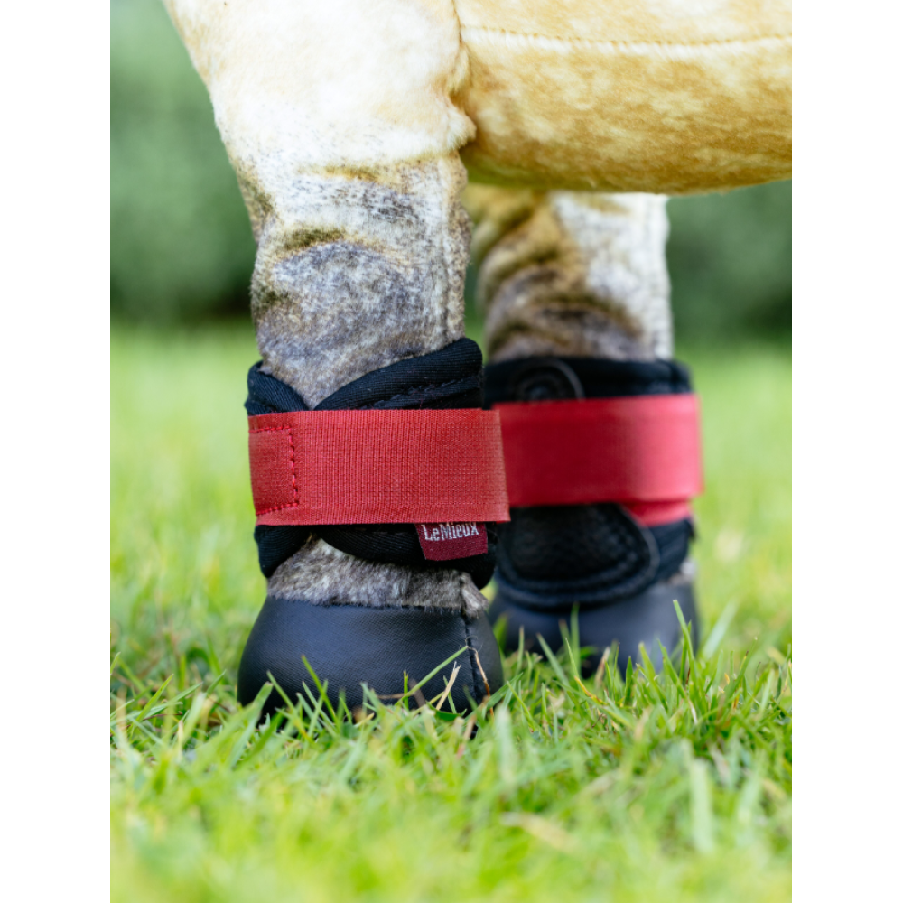 ŽAISLINLIS APSAUGOS LEMIEUX TOY PONY GRAFTED BOOTS CHILLI